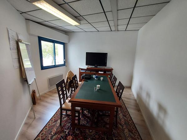 Bureaux La Roche Sur Yon 61.40 m2 , La roche sur yon