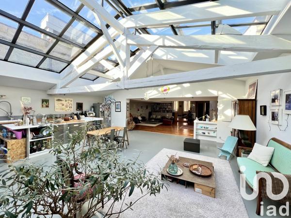 Appartement 6 pièces de 189 m² à Bordeaux (33300)