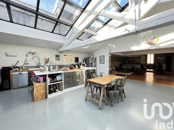 Appartement 6 pièces de 189 m² à Bordeaux (33300)