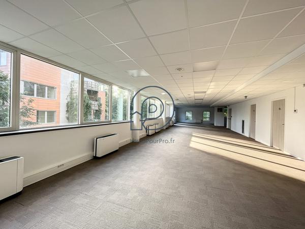 Rénovés, divisible, disponible immédiatement : bureaux Marcq En Baroeul