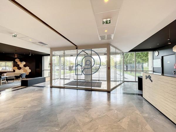 Rénovés, divisible, disponible immédiatement : bureaux Marcq En Baroeul
