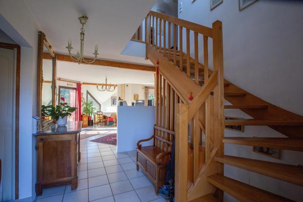 SUPERBE MAISON FAMILIALE