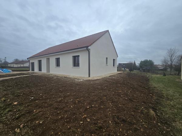 🏡 Maison individuelle neuve – 6 pièces – 4 chambres – Garage accolé – Autrey-lès-Gray (70100)