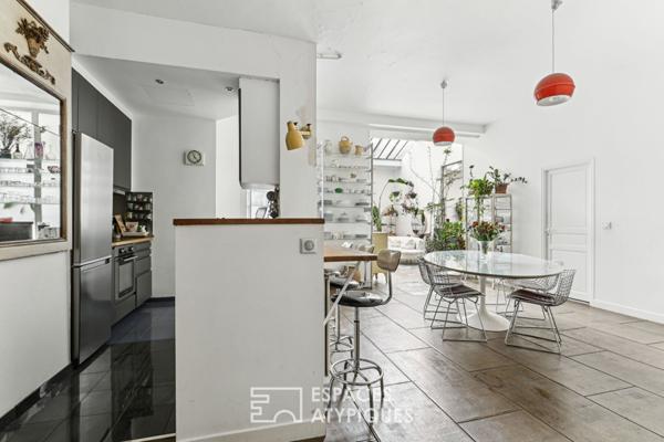 Loft d’habitation et local commercial avec verrière Eiffel proximité square d’Anvers