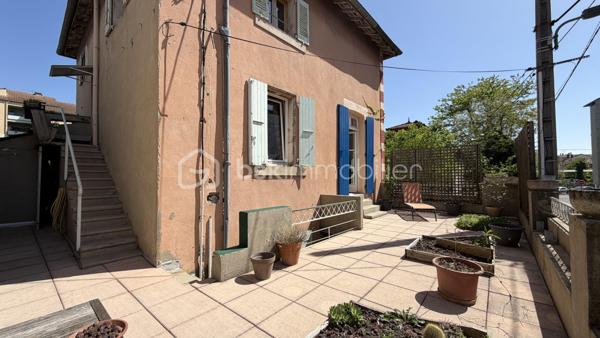 Maison de 232,56 m²