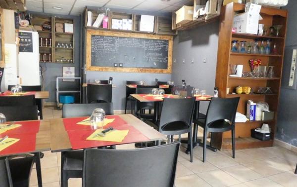 Vente Local commercial restaurant bar glacier Vias   