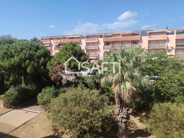 STUDIO DANS RESIDENCE AVEC PISCINE ET TENNIS