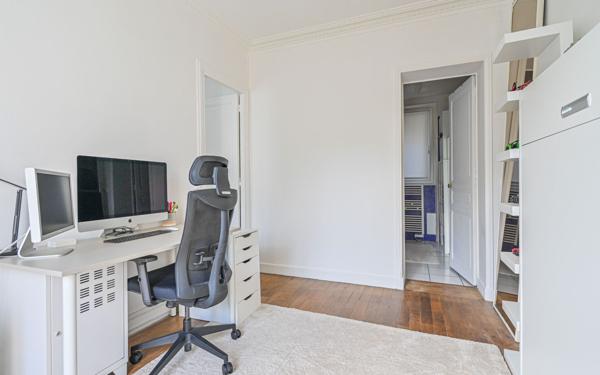 Appartement à vendre    2 pièces • 32,25 m2 Paris 18