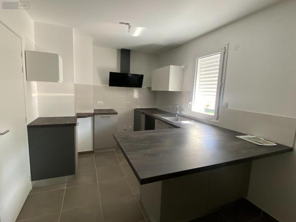 Appartement neuf à louer à La Roche-Vineuse en Saône-et-Loire (71960), ref :