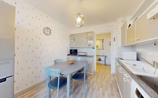 Appartement à vendre    5 pièces • 89 m2 Briey