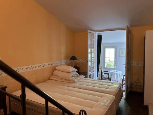 A 5 minutes du golf de Pont Royal ,Maison de charme à Vernègues avec piscine et jardin