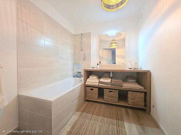 EXCEPTIONNEL  T4 DERNIER ÉTAGE AVEC TERRASSE PANORAMIQUE & DOUBLE GARAGE   A 655000 EUR