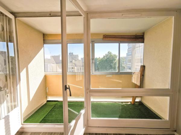 Proche commerces et accès A1: