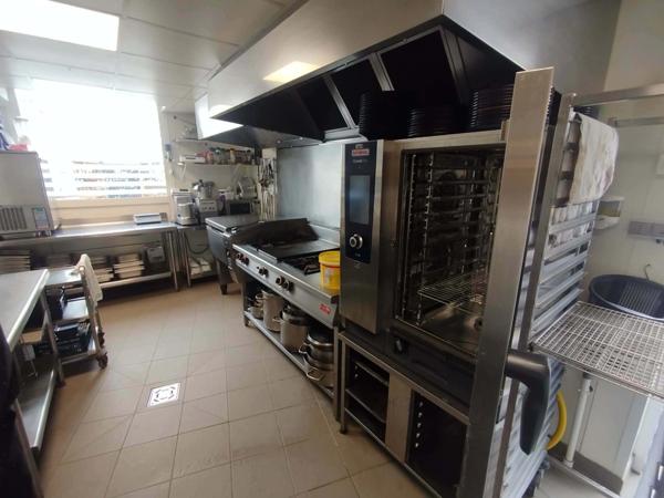Fonds de commerce Bar - Restaurant – Traiteur avec Licence IV à 10 minutes de Redon