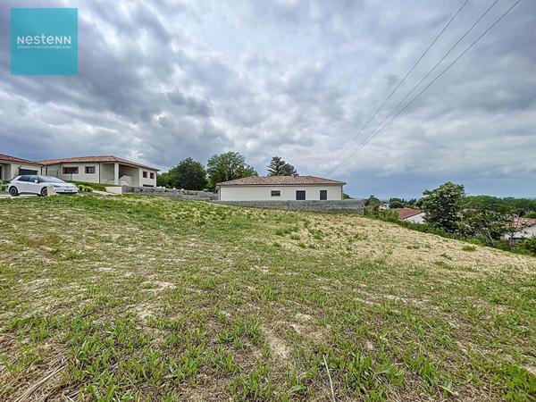Très beau terrain 800 m2 viabilisé à vendre à Montgiscard 31450