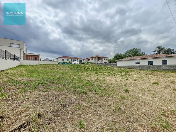 Très beau terrain 800 m2 viabilisé à vendre à Montgiscard 31450