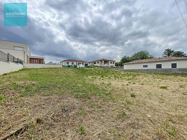 Très beau terrain 800 m2 viabilisé à vendre à Montgiscard 31450