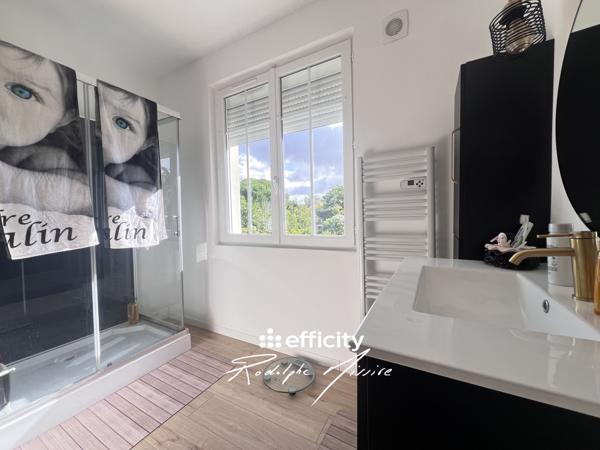 Maison
         4 pièces
        - 70 m² 274 900 € *
