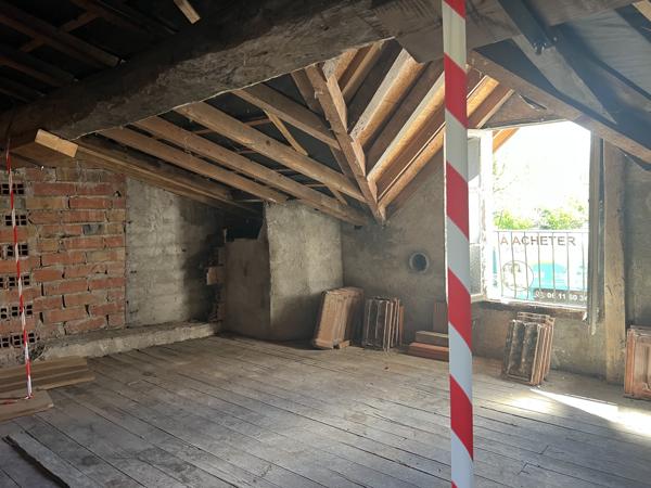 EXCLUSIVITE - Mirepoix centre ville - Maisonnette avec garage en dessous