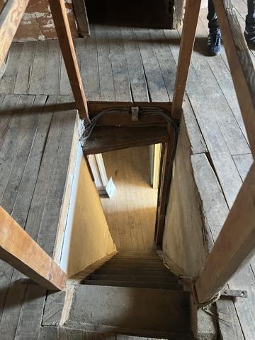 EXCLUSIVITE - Mirepoix centre ville - Maisonnette avec garage en dessous