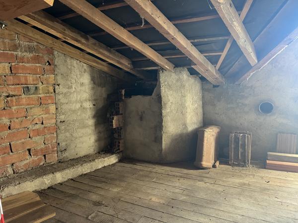 EXCLUSIVITE - Mirepoix centre ville - Maisonnette avec garage en dessous