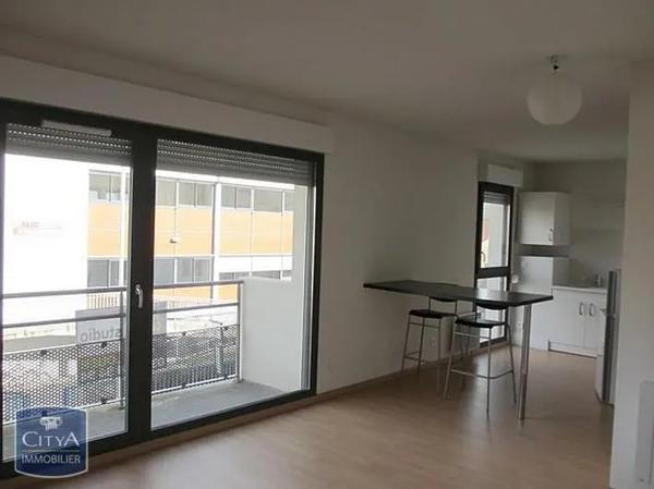 Appartement à louer 1 pièce 34.09m²