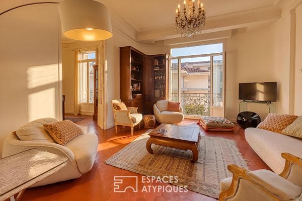 Appartement Art Déco et courbes magistrales
