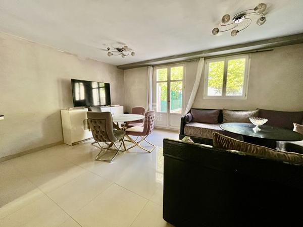 Maison à vendre à Cergy - Référence 2211 €300 000 ** - Référence 2211