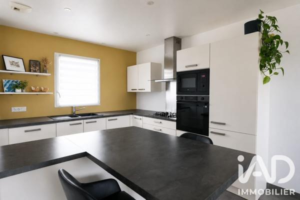 Maison à vendre 6 pièces 105,4 m² Lesneven