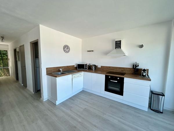 Exclusivité : Nice Mont Boron (06300) : Appartement 2/3 pièces d'environ 55 m2 + cave (Possibilité Parking en sus)