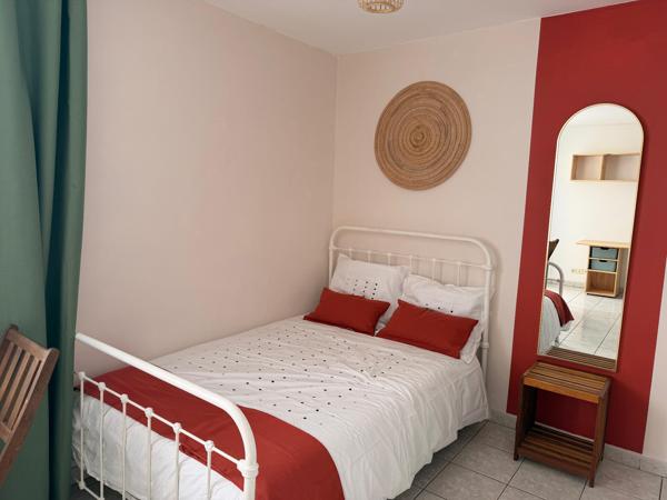 Studio de 20 m² à louer au Tampon 97430 idéal habitation