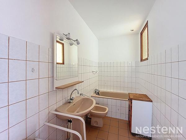 A Louer Appartement T2 de 41 m² au rez-de-chaussée proche des commodités de Condom