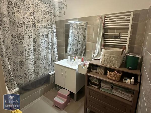 Appartement à louer 4 pièces 93m² Nice (06200)