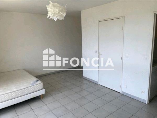 Location Studio 29.75 m² - 19-24 ESPLANADE DE L'EUROPE Montpellier 34000