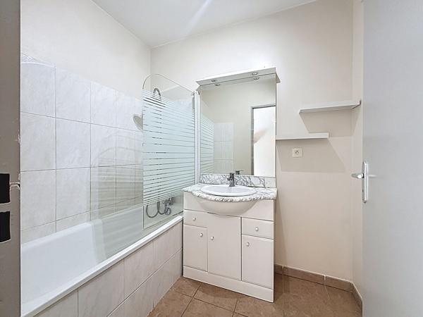 Appartement Marseille 2 pièce(s) 40.66 m2