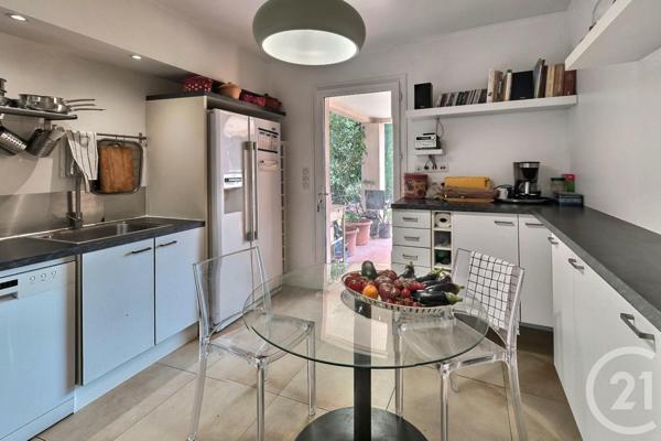 Maison à vendre  6 pièces - 147,32 m2 ROQUEFORT LES PINS - 06