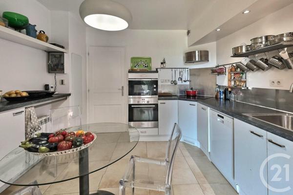 Maison à vendre  6 pièces - 147,32 m2 ROQUEFORT LES PINS - 06