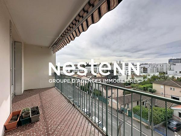 Appartement 4 pièces 3 chambres dernier étage avec cave - 69500 BRON