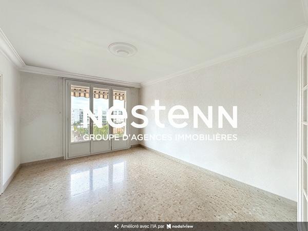Appartement 4 pièces 3 chambres dernier étage avec cave - 69500 BRON