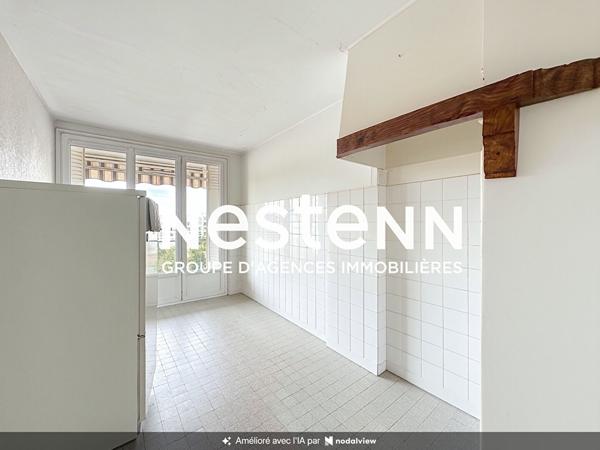 Appartement 4 pièces 3 chambres dernier étage avec cave - 69500 BRON