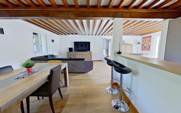 Maison à vendre    8 pièces • 327,42 m2 Limonest