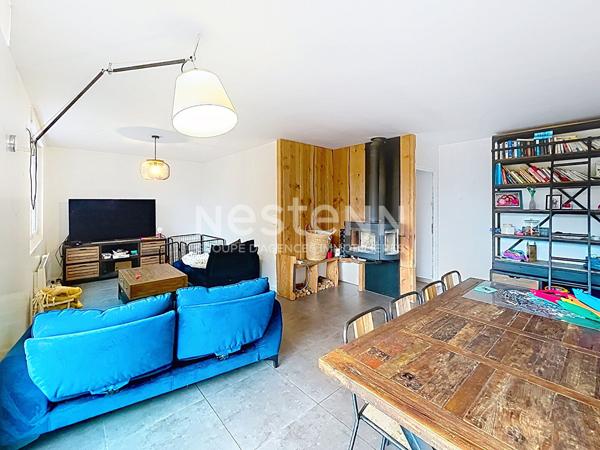 À vendre à Theix-Noyalo, maison rénovée de 166m² sur plus de 2500m² de terrain