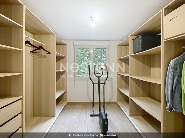 À vendre à Theix-Noyalo, maison rénovée de 166m² sur plus de 2500m² de terrain