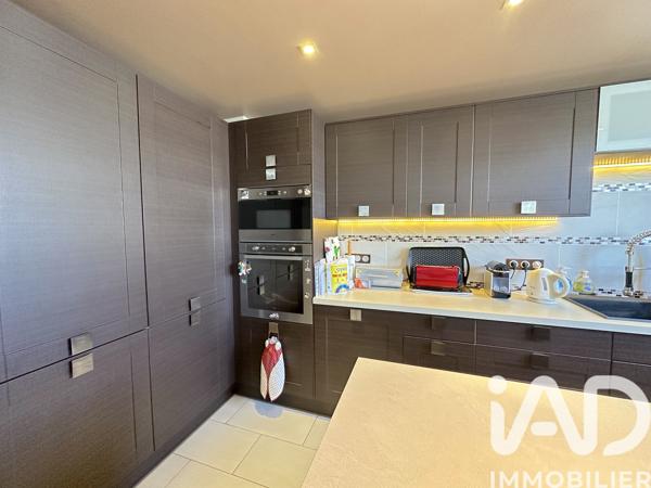 Appartement à vendre 3 pièces 73 m² Savigny-le-Temple
