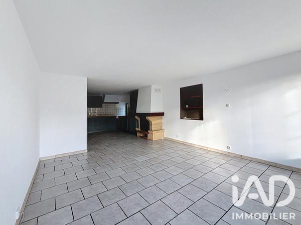 Location appartement 4 pièces 117 m² Desseling