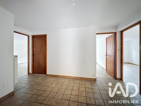 Location appartement 4 pièces 117 m² Desseling
