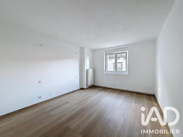 Location appartement 4 pièces 117 m² Desseling