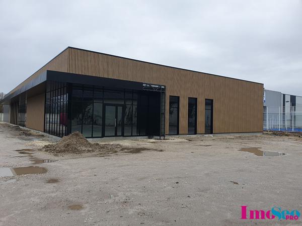 Local commercial à VENDRE