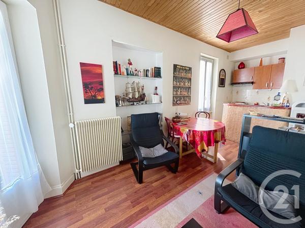 Maison à vendre  8 pièces - 125 m2 CHATEL GUYON - 63