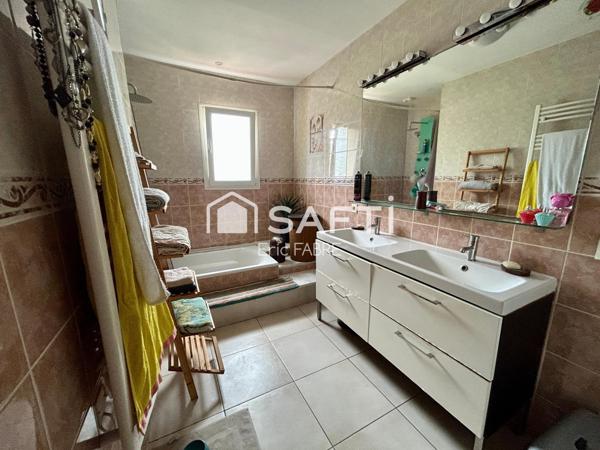 Maison plaind-pied 4 chambres jardin terrasse